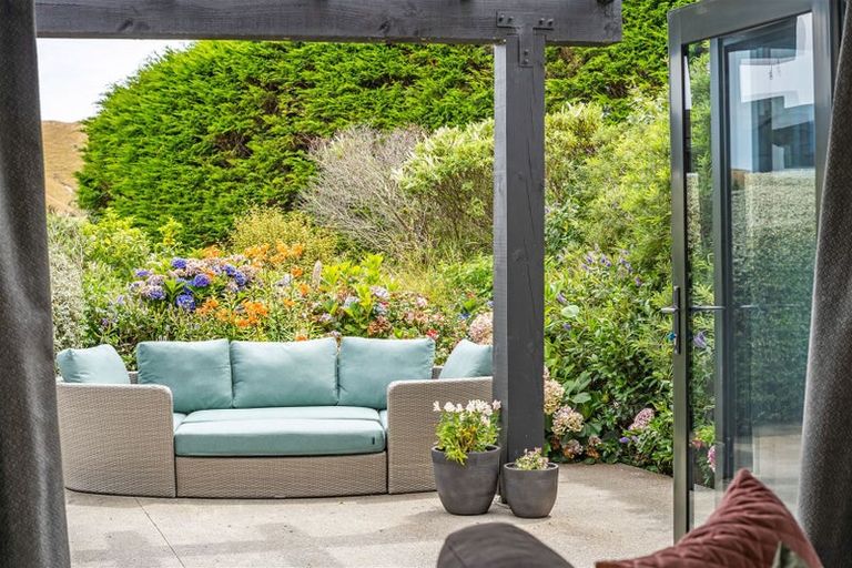 Photo of property in 830 Ohariu Valley Road, Ohariu, Wellington, 6037