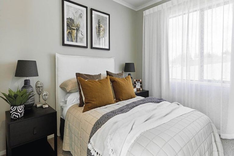 Photo of property in 1 Wheeler Place, Upper Vogeltown, New Plymouth, 4310