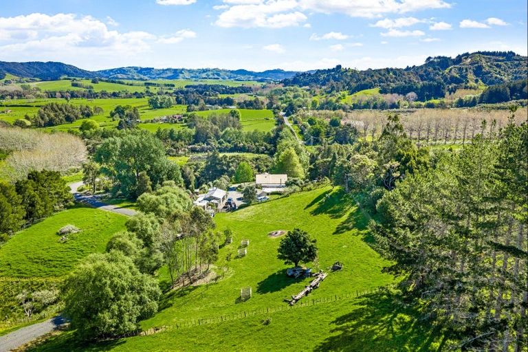 Photo of property in 331 Kaipara Flats Road, Warkworth, 0981