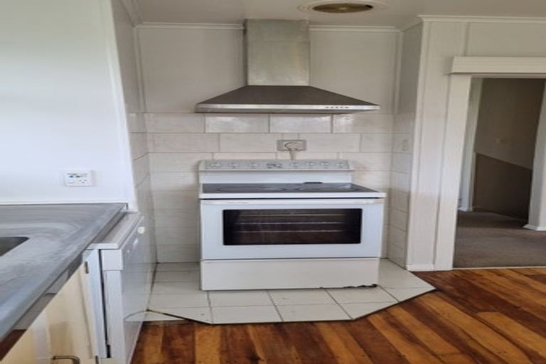 Photo of property in 41 Hindmarsh Street, Johnsonville, Wellington, 6037