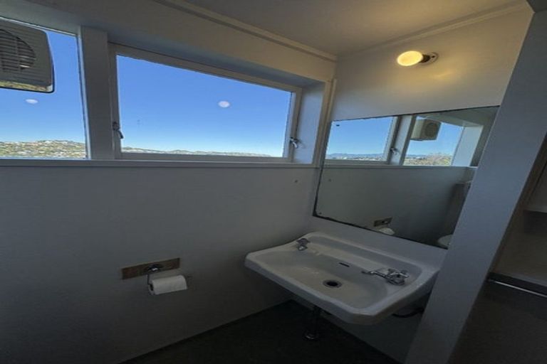 Photo of property in 14a Waiwera Crescent, Maupuia, Wellington, 6022