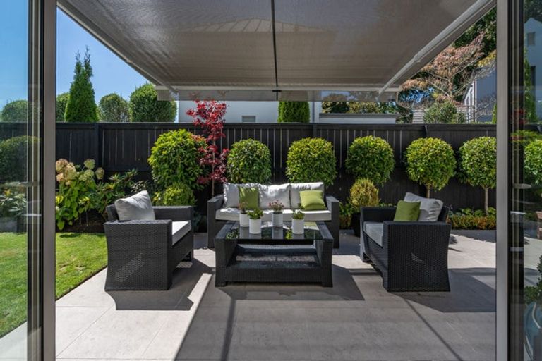 Photo of property in 42 Mcdougall Avenue, St Albans, Christchurch, 8014