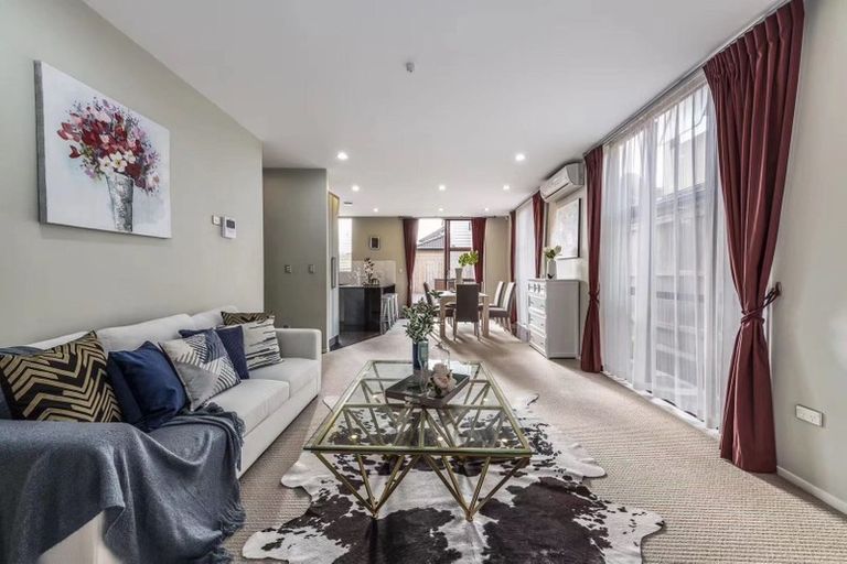 Photo of property in 13 Heidi Crescent, Flat Bush, Auckland, 2016