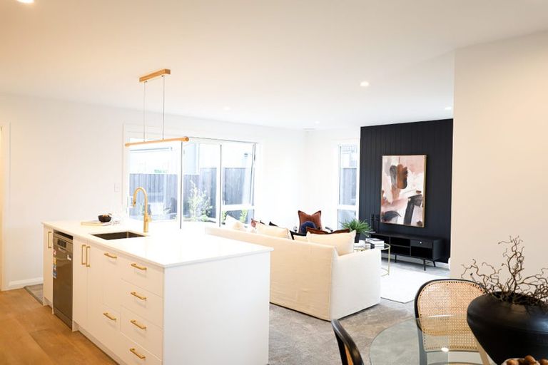 Photo of property in 6 Samuel Place, Terrace End, Palmerston North, 4410