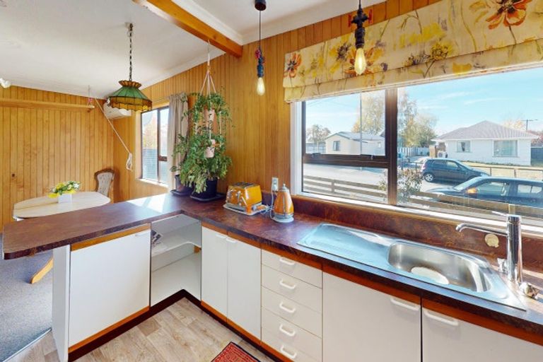 Photo of property in 10 Fraser Crescent, Twizel, 7901