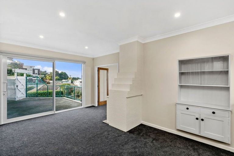 Photo of property in 77 Rangoon Street, Khandallah, Wellington, 6035