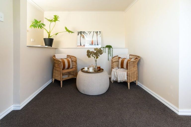 Photo of property in 58 Fairview Crescent, Kelburn, Wellington, 6012