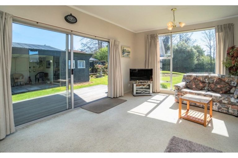 Photo of property in 79 Newnham Street, Rangiora, 7400