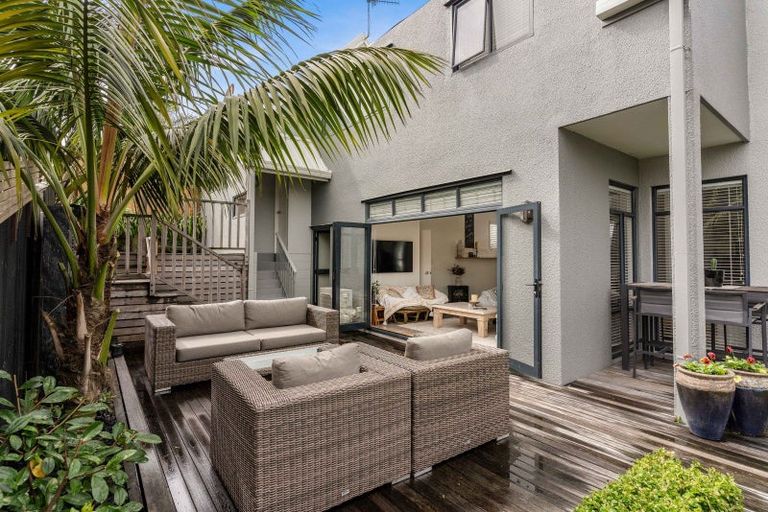 Photo of property in 31a Campbell Road, Mount Maunganui, 3116
