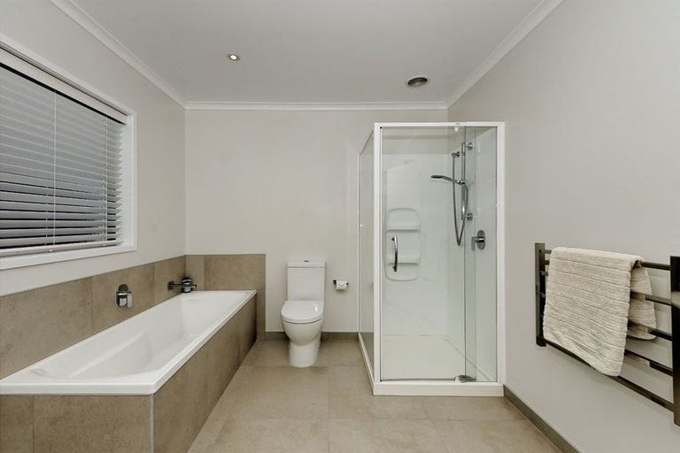 Photo of property in 14 Teal Way, Hobsonville, Auckland, 0616