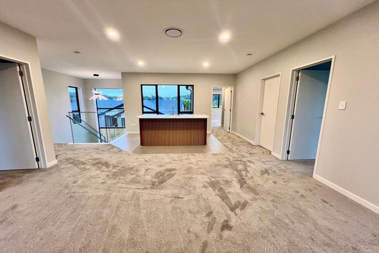 Photo of property in 16 Kiokio Place, Swanson, Auckland, 0614