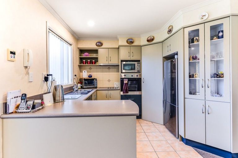 Photo of property in 7 Sovereign Isle Lane, Rototuna, Hamilton, 3210