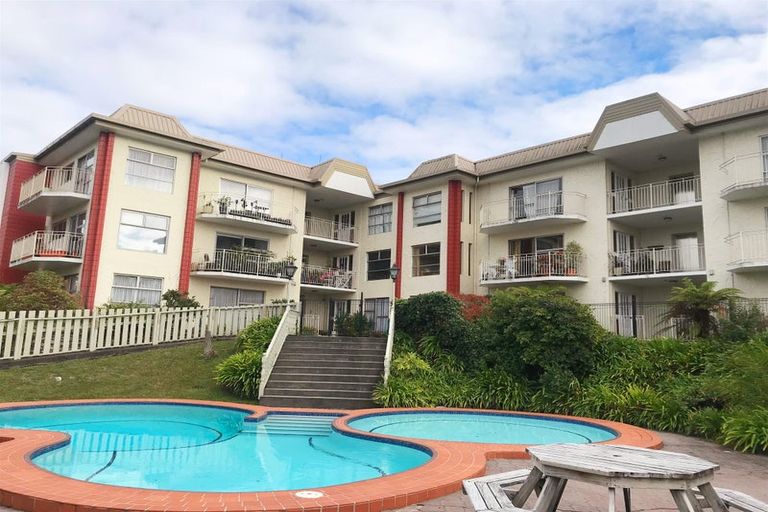 Photo of property in 10u1 Hunter Street, Hamilton Lake, Hamilton, 3204