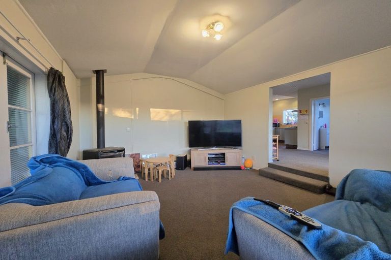 Photo of property in 19 Hoffman Street, Hokitika, 7810