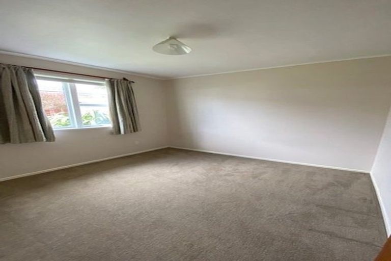 Photo of property in 1b Hollies Crescent, Johnsonville, Wellington, 6037