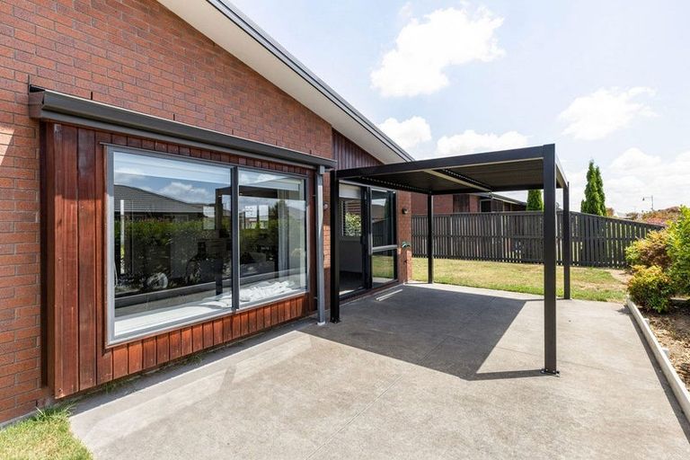 Photo of property in 40 Jarrett Terrace, Leamington, Cambridge, 3432
