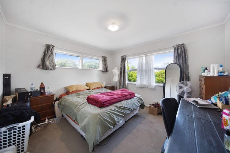 Photo of property in 8 Haddon Street, Mangere East, Auckland, 2024