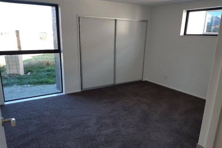 Photo of property in 6 Matakanui Lane, Wanaka, 9305