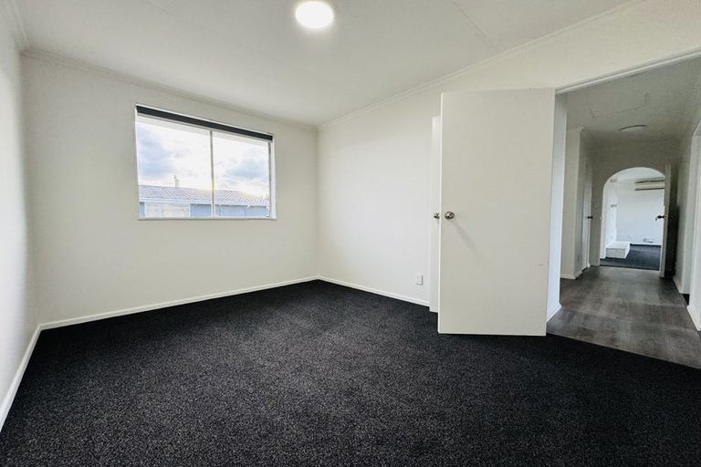 Photo of property in 2 Paisley Street, Kew, Invercargill, 9812