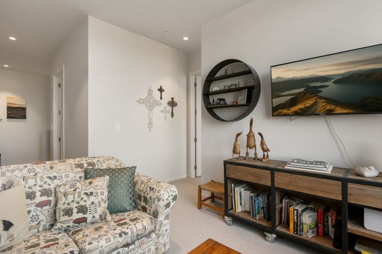 Photo of property in 28 Bellfield Lane, Wanaka, 9305