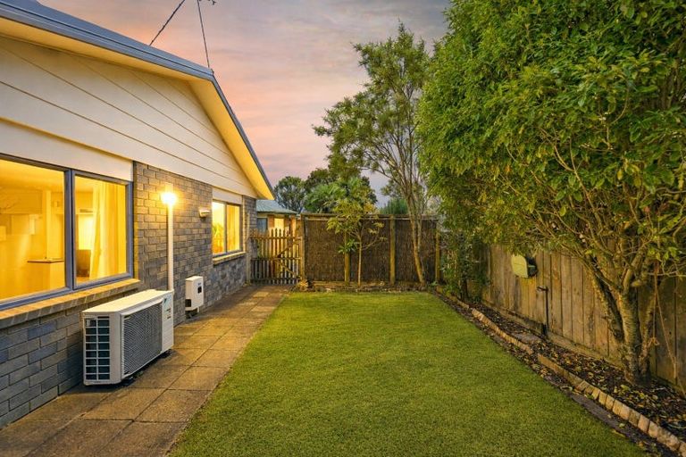 Photo of property in 44 Catalina Drive, Melville, Hamilton, 3206