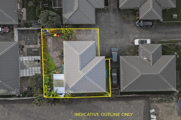 Photo of property in 27 Robertson Road, Favona, Auckland, 2024