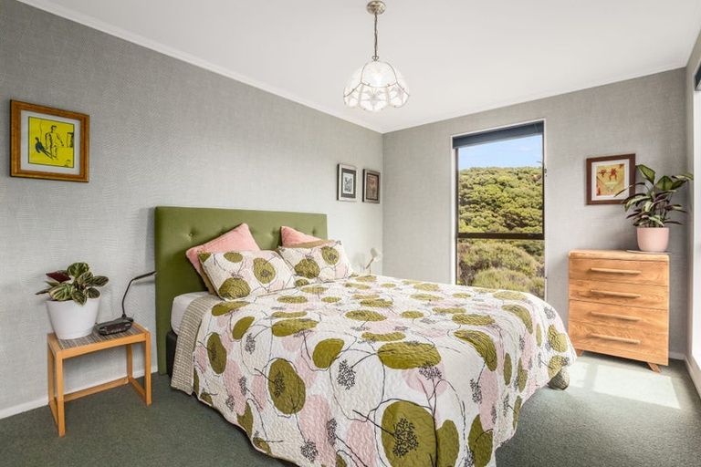 Photo of property in 24 The Sounding, Whitby, Porirua, 5024