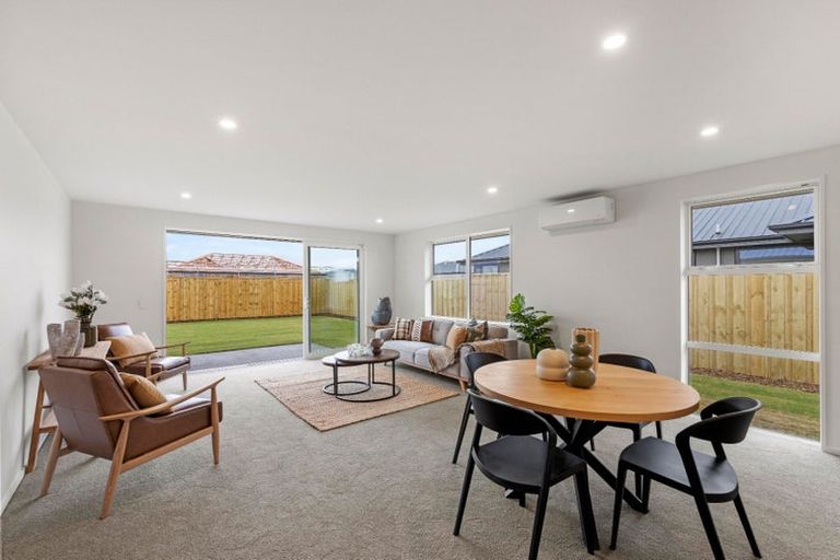 Photo of property in 31 Duporth Road, Rolleston, 7614