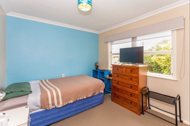 Photo of property in 15 George Street, Levin, 5510