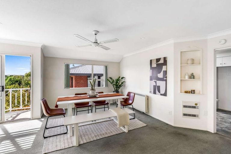 Photo of property in 43 Aotea Crescent, Gore, 9710