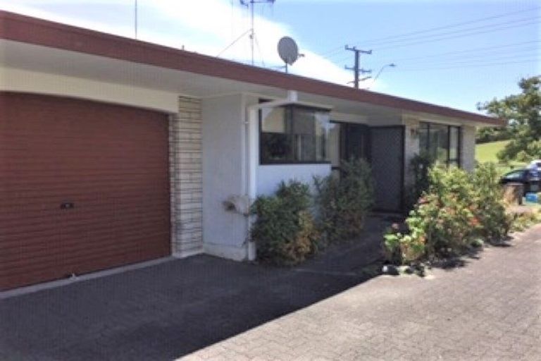 Photo of property in 94a Vale Street, Otumoetai, Tauranga, 3110