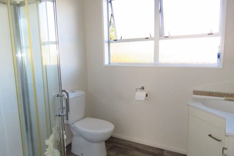 Photo of property in 10 Colvin Street, Westport, 7825