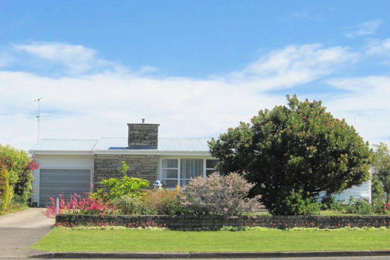 Photo of property in 41 Cook Street, Te Hapara, Gisborne, 4010