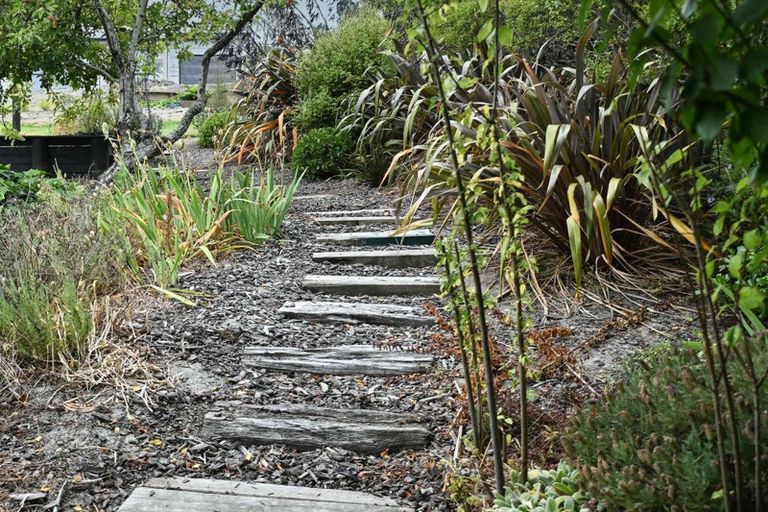 Photo of property in 28 Ward Road, Cheviot, 7310