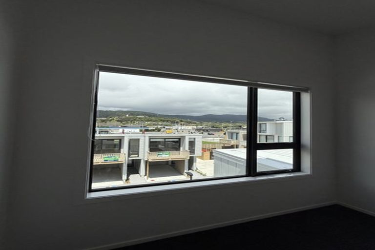 Photo of property in 12 Kamahi Place, Paraparaumu, 5032