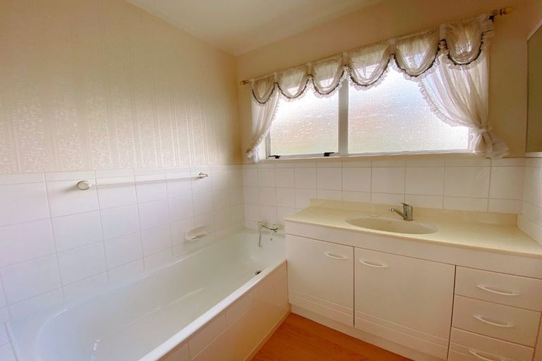 Photo of property in 18 Mcmeekan Avenue, Chartwell, Hamilton, 3210