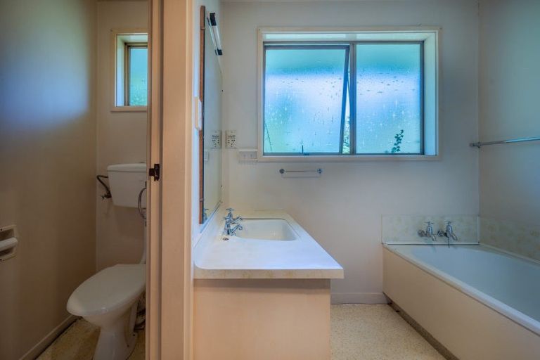 Photo of property in 4514 Christchurch Akaroa Road, Little River, 7591