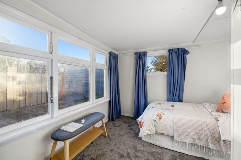 Photo of property in 11 Wyon Street, Linwood, Christchurch, 8062