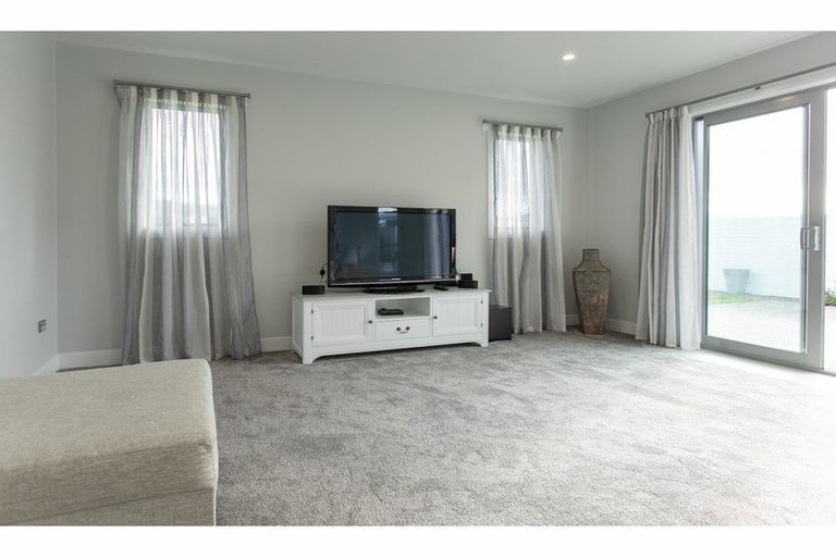 Photo of property in 87 Kupe Drive, Whitianga, 3510