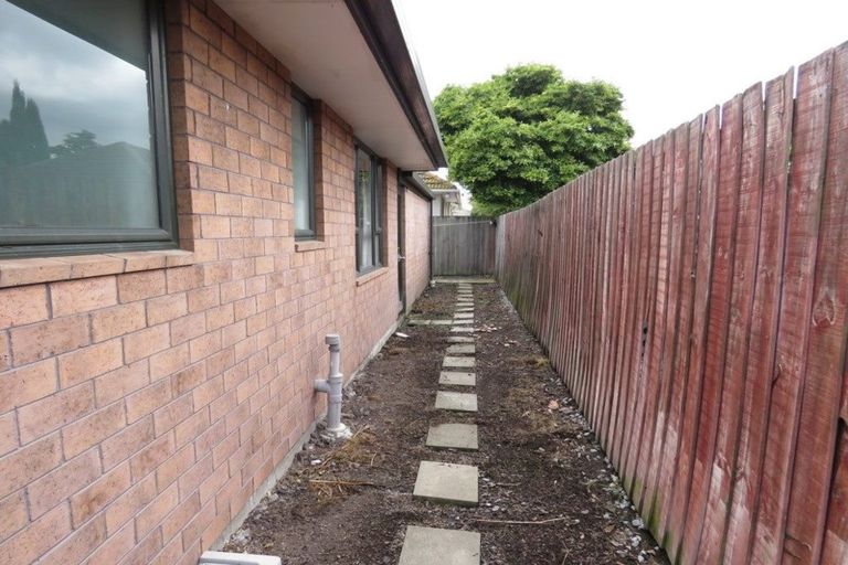 Photo of property in 42 Moreland Avenue, Papanui, Christchurch, 8053