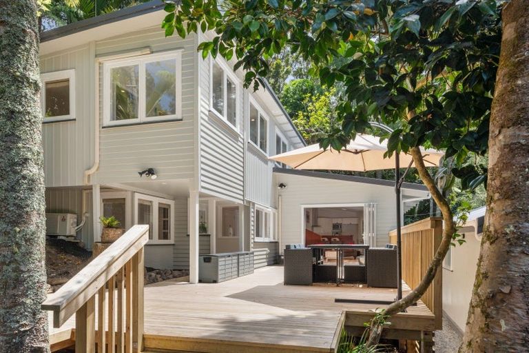 Photo of property in 45 Park Road, Titirangi, Auckland, 0604