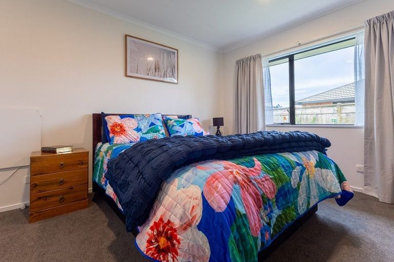 Photo of property in 130 Weggery Drive, Waikanae Beach, Waikanae, 5036