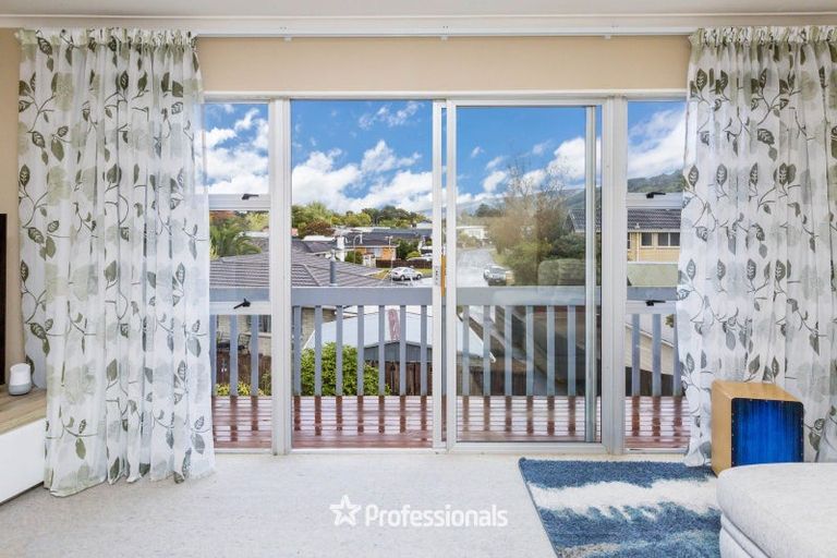 Photo of property in 19 Haylock Grove, Totara Park, Upper Hutt, 5018