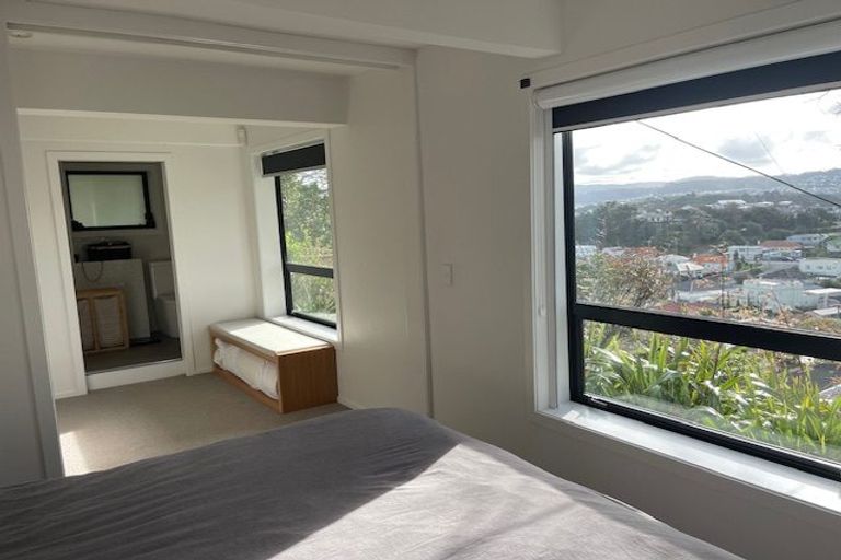 Photo of property in 31 Cavendish Square, Strathmore Park, Wellington, 6022