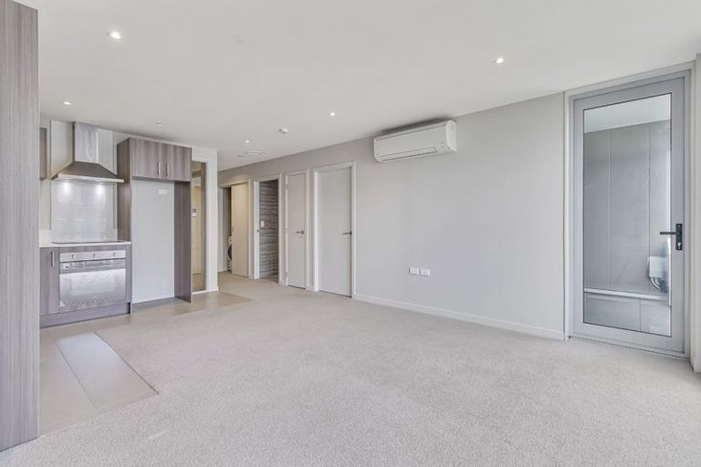 Photo of property in 407/3 Rose Garden Lane, Albany, Auckland, 0632