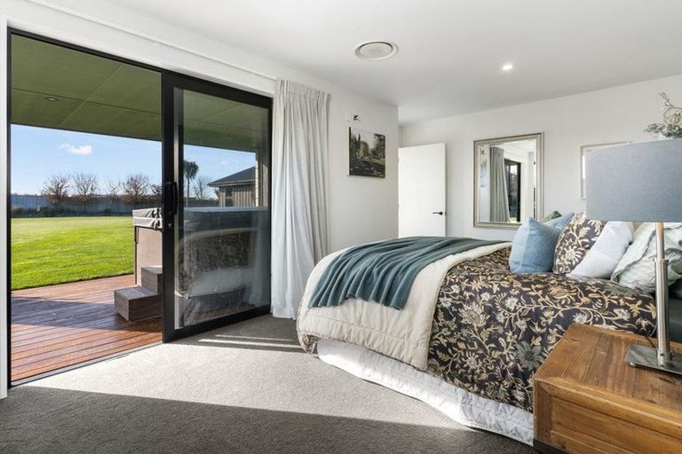 Photo of property in 56 Kingsdowne Drive, West Melton, 7618