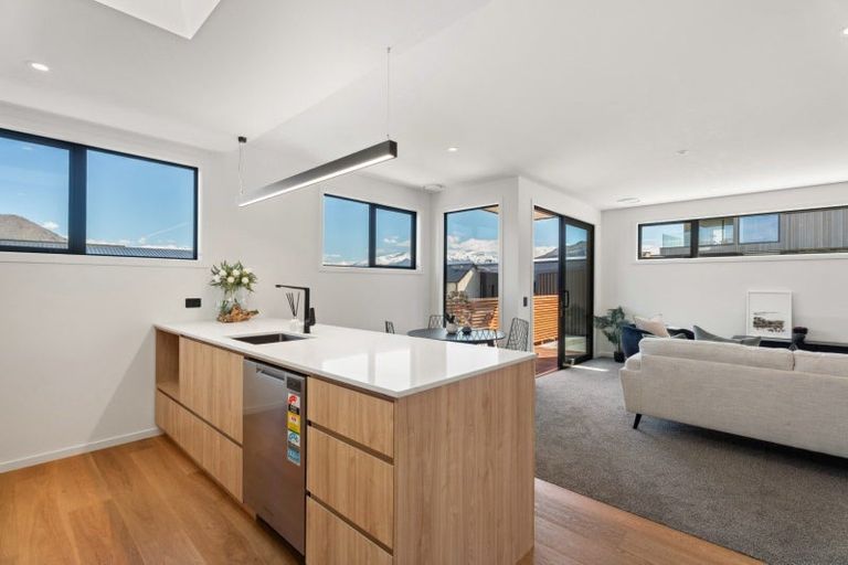 Photo of property in 87 Mills Road, Wanaka, 9305