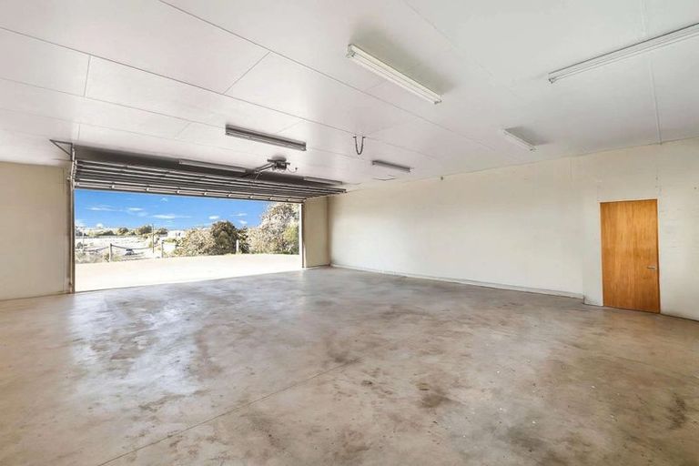 Photo of property in 153 Cornfoot Street, Castlecliff, Whanganui, 4501