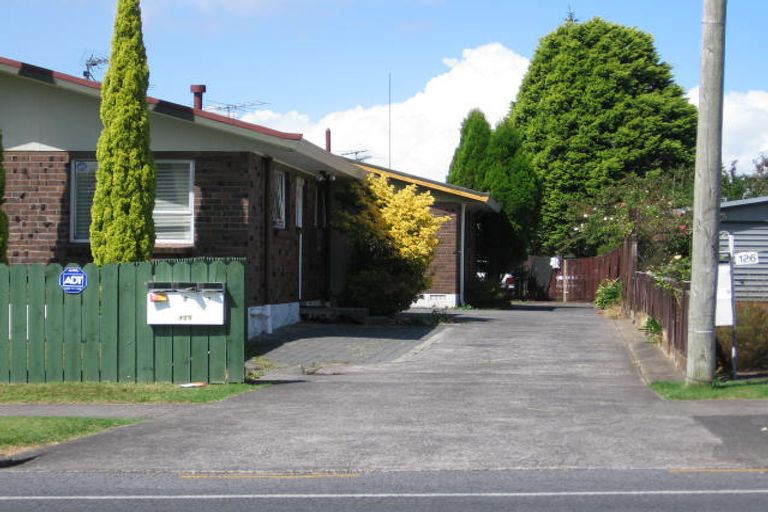 Photo of property in 3/124 Hutchinson Avenue, New Lynn, Auckland, 0600