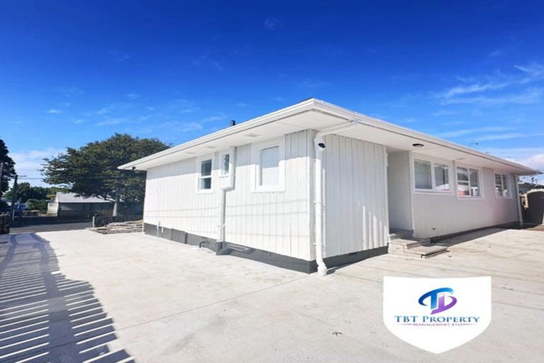 Photo of property in 25 Flat Bush Road, Otara, Auckland, 2023